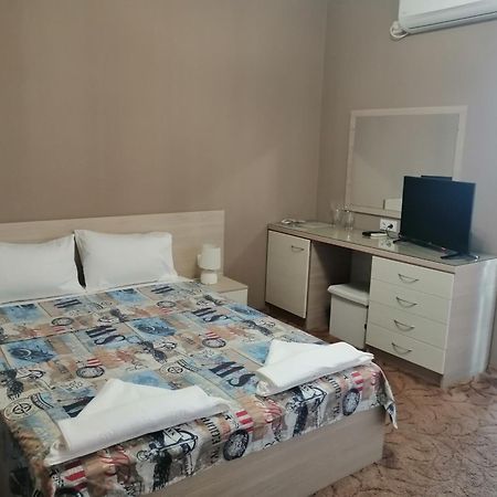 Джорджия Hotell Kiten  Eksteriør bilde