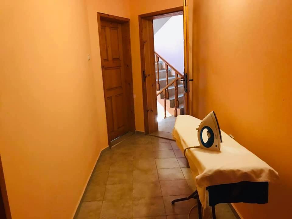 Джорджия Hotell Kiten  Eksteriør bilde
