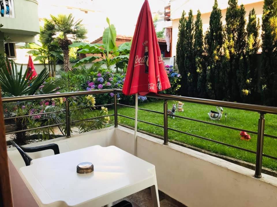 Джорджия Hotell Kiten  Eksteriør bilde