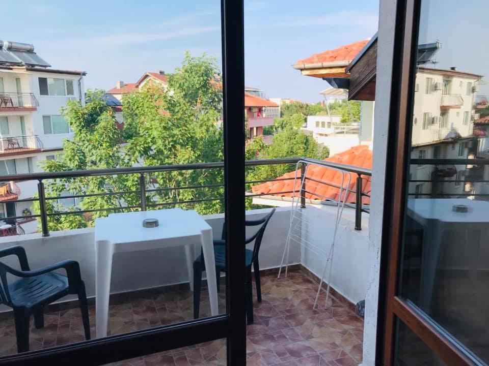 Джорджия Hotell Kiten  Eksteriør bilde