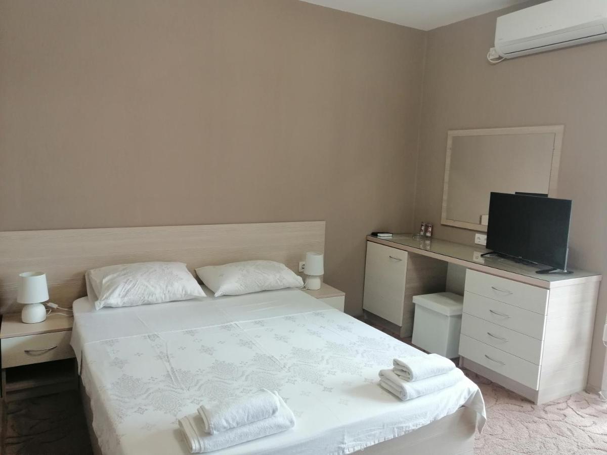 Джорджия Hotell Kiten  Eksteriør bilde