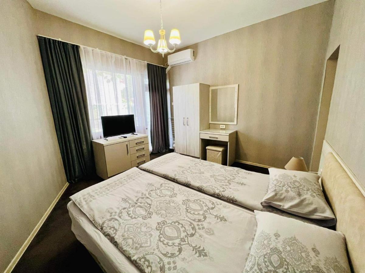 Джорджия Hotell Kiten  Eksteriør bilde