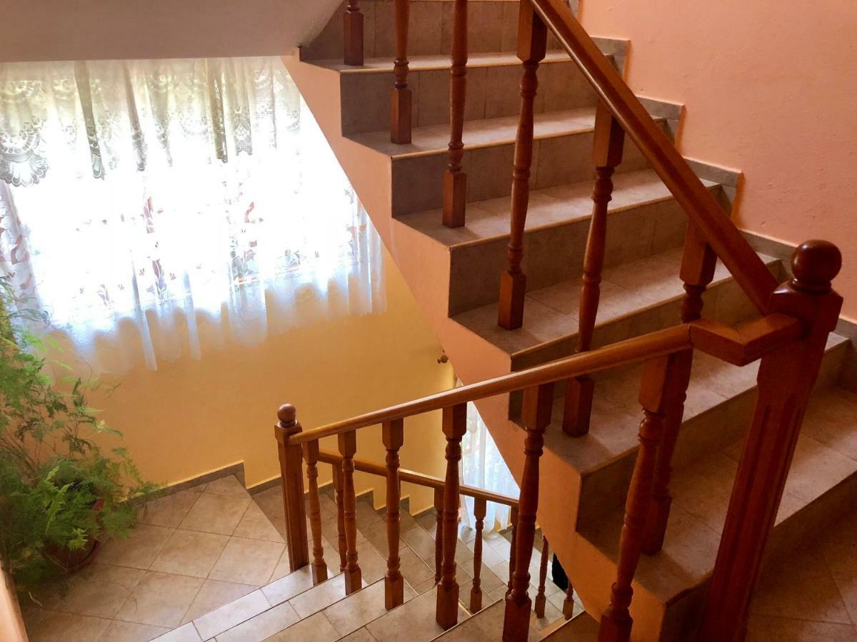 Джорджия Hotell Kiten  Eksteriør bilde