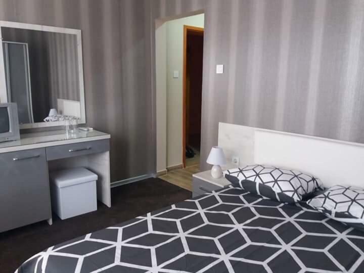 Джорджия Hotell Kiten  Eksteriør bilde
